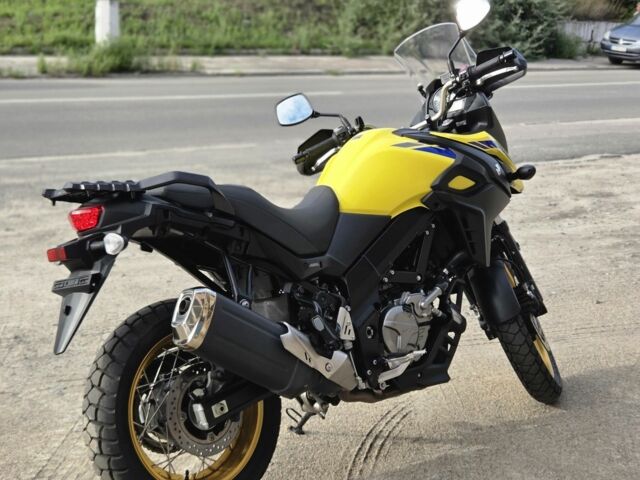 Сузукі Інша, об'ємом двигуна 0.65 л та пробігом 0 тис. км за 8900 $, фото 2 на Automoto.ua