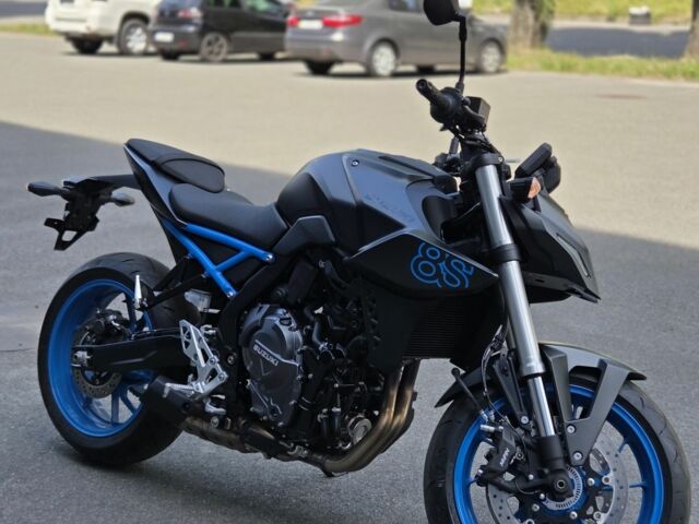 Сузуки Другая, объемом двигателя 0.8 л и пробегом 0 тыс. км за 9000 $, фото 3 на Automoto.ua