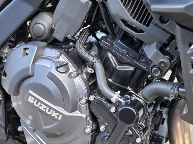 Сузуки Другая, объемом двигателя 0.8 л и пробегом 0 тыс. км за 9000 $, фото 11 на Automoto.ua