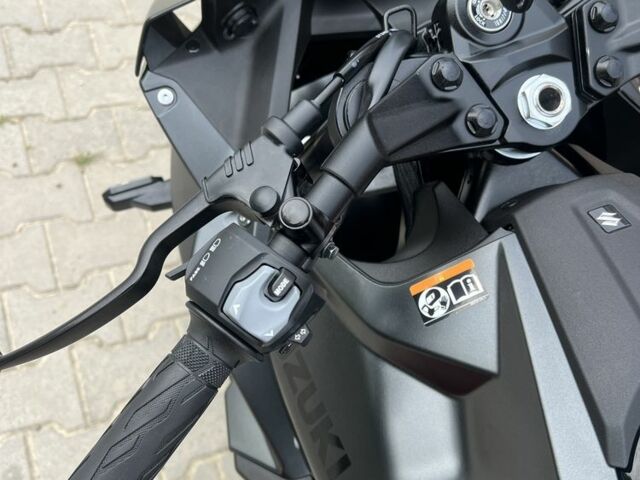 Сузуки Другая, объемом двигателя 0 л и пробегом 0 тыс. км за 3950 $, фото 9 на Automoto.ua