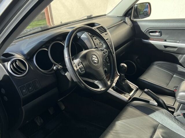 Сірий Сузукі Інша, об'ємом двигуна 1.9 л та пробігом 138 тис. км за 8700 $, фото 5 на Automoto.ua