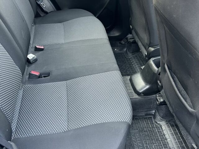 Серый Сузуки Другая, объемом двигателя 1.6 л и пробегом 94 тыс. км за 14500 $, фото 6 на Automoto.ua