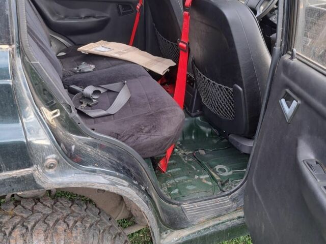 Синий Сузуки Другая, объемом двигателя 2 л и пробегом 1000 тыс. км за 2906 $, фото 2 на Automoto.ua