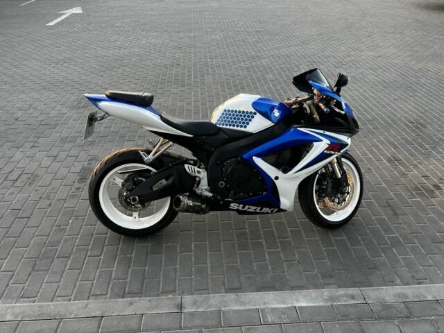 Сузукі ГСХ-Р, об'ємом двигуна 0 л та пробігом 0 тис. км за 6500 $, фото 1 на Automoto.ua