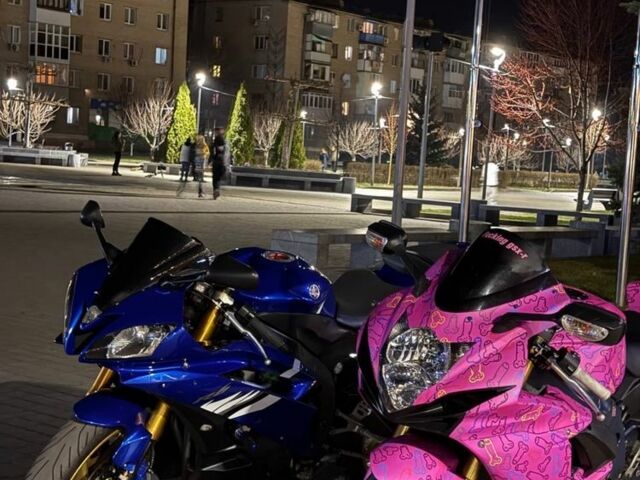 Сузукі ГСХ-Р, об'ємом двигуна 75 л та пробігом 0 тис. км за 9000 $, фото 4 на Automoto.ua