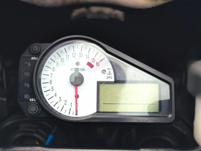 Сузуки ГСХ-Р, объемом двигателя 0.6 л и пробегом 0 тыс. км за 5000 $, фото 6 на Automoto.ua