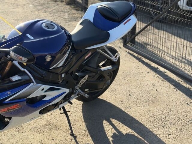 Сузукі ГСХ-Р, об'ємом двигуна 1 л та пробігом 0 тис. км за 8400 $, фото 8 на Automoto.ua