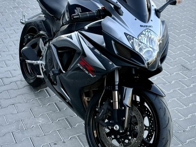 Сузуки ГСХ-Р, объемом двигателя 0.75 л и пробегом 0 тыс. км за 9200 $, фото 8 на Automoto.ua