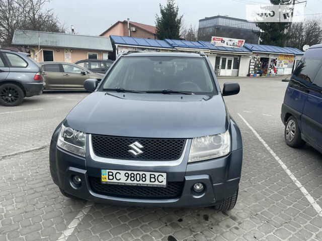 Білий Сузукі Гранд Вітара, об'ємом двигуна 2 л та пробігом 205 тис. км за 7050 $, фото 1 на Automoto.ua