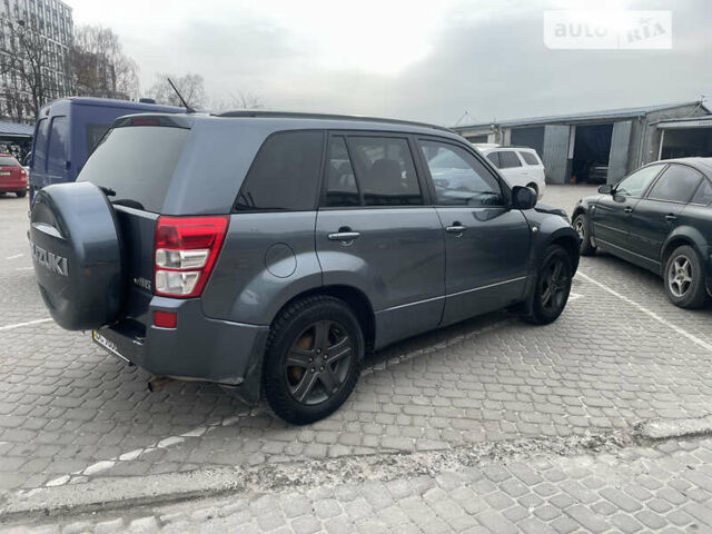 Білий Сузукі Гранд Вітара, об'ємом двигуна 2 л та пробігом 205 тис. км за 7050 $, фото 4 на Automoto.ua