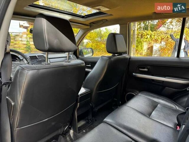 Білий Сузукі Гранд Вітара, об'ємом двигуна 2.4 л та пробігом 193 тис. км за 10440 $, фото 21 на Automoto.ua