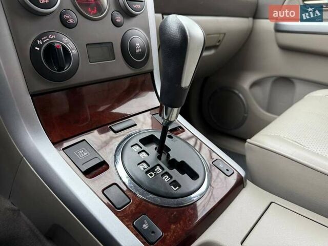 Білий Сузукі Гранд Вітара, об'ємом двигуна 2.4 л та пробігом 181 тис. км за 10900 $, фото 19 на Automoto.ua