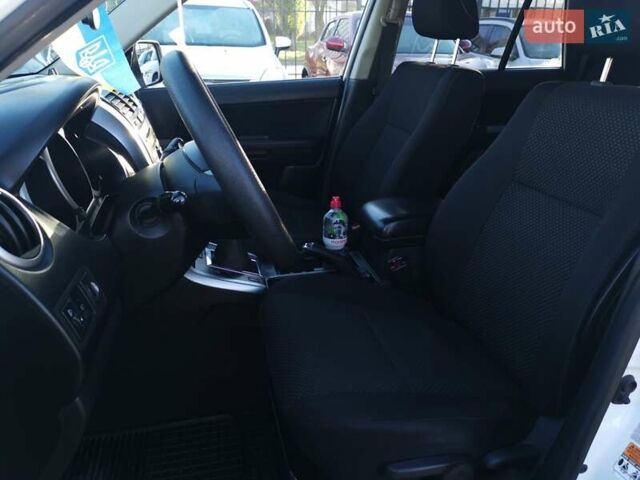 Білий Сузукі Гранд Вітара, об'ємом двигуна 1.87 л та пробігом 196 тис. км за 11500 $, фото 10 на Automoto.ua