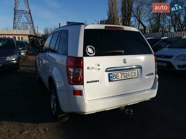 Білий Сузукі Гранд Вітара, об'ємом двигуна 1.87 л та пробігом 196 тис. км за 11500 $, фото 6 на Automoto.ua