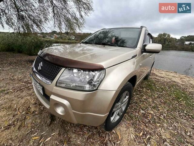 Бежевый Сузуки Гранд Витара, объемом двигателя 2 л и пробегом 204 тыс. км за 6400 $, фото 8 на Automoto.ua