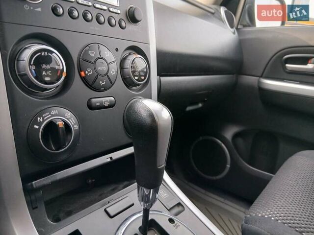 Бежевый Сузуки Гранд Витара, объемом двигателя 2 л и пробегом 260 тыс. км за 7100 $, фото 17 на Automoto.ua