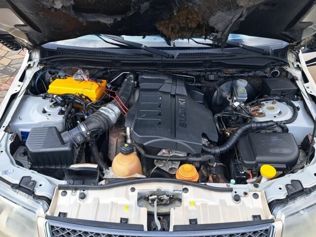 Бежевый Сузуки Гранд Витара, объемом двигателя 0 л и пробегом 300 тыс. км за 3450 $, фото 18 на Automoto.ua