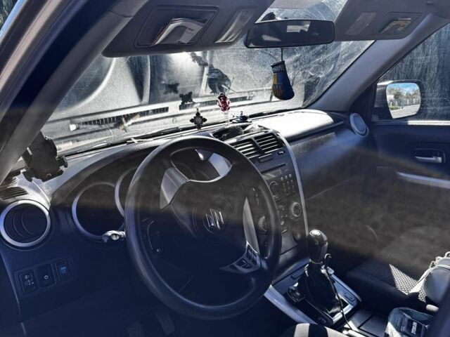 Бежевый Сузуки Гранд Витара, объемом двигателя 0 л и пробегом 299 тыс. км за 6300 $, фото 6 на Automoto.ua