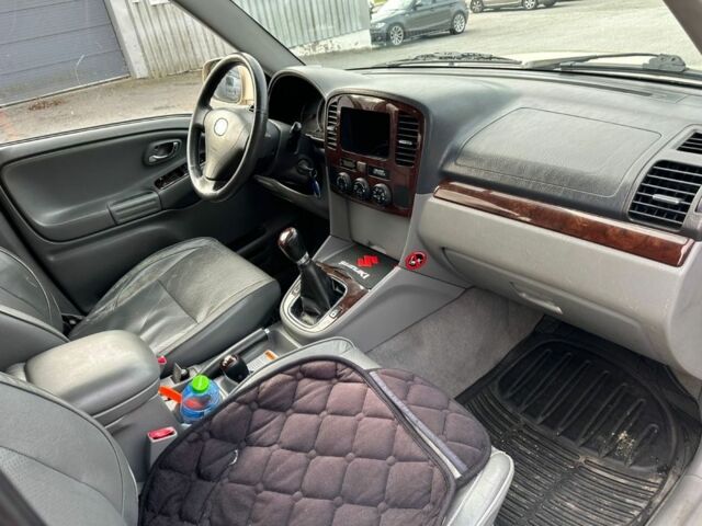 Бежевый Сузуки Гранд Витара, объемом двигателя 0 л и пробегом 340 тыс. км за 3500 $, фото 4 на Automoto.ua