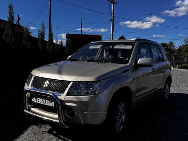 Бежевый Сузуки Гранд Витара, объемом двигателя 0 л и пробегом 299 тыс. км за 6300 $, фото 2 на Automoto.ua