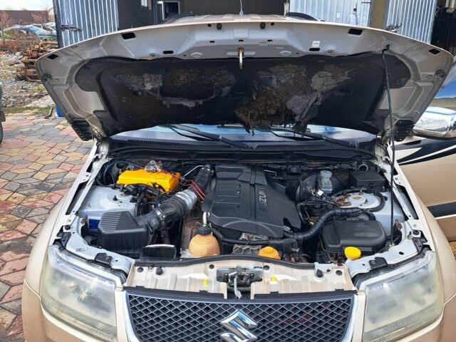 Бежевый Сузуки Гранд Витара, объемом двигателя 0 л и пробегом 300 тыс. км за 3450 $, фото 16 на Automoto.ua