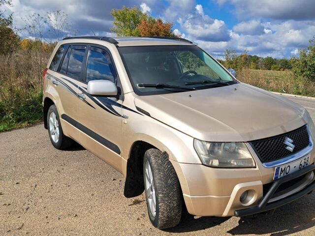 Бежевый Сузуки Гранд Витара, объемом двигателя 0 л и пробегом 300 тыс. км за 3450 $, фото 2 на Automoto.ua