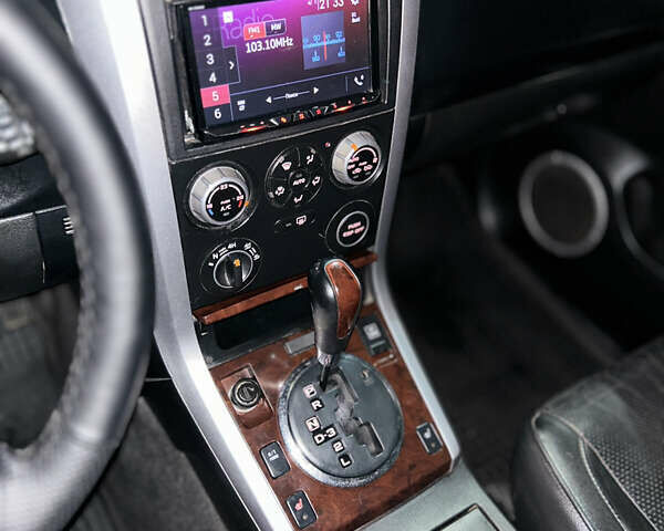 Бежевый Сузуки Гранд Витара, объемом двигателя 2 л и пробегом 236 тыс. км за 6500 $, фото 16 на Automoto.ua