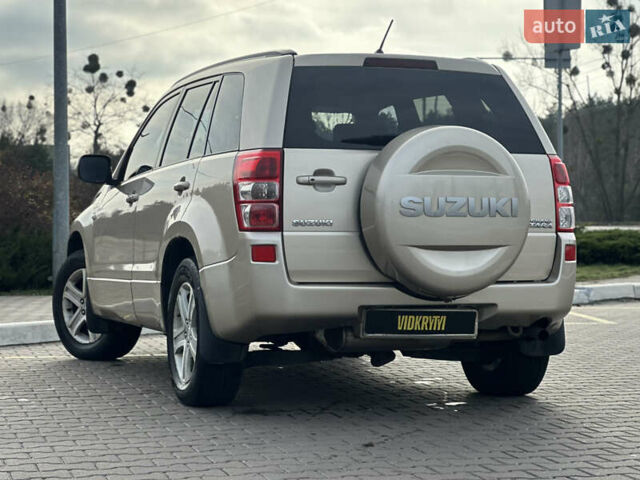 Бежевый Сузуки Гранд Витара, объемом двигателя 2 л и пробегом 242 тыс. км за 7500 $, фото 19 на Automoto.ua