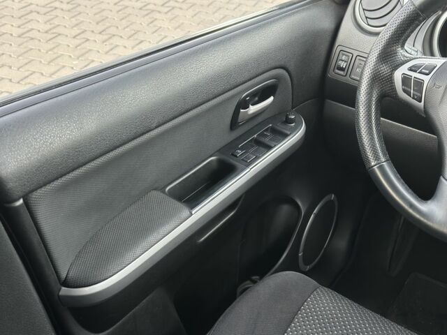 Бежевый Сузуки Гранд Витара, объемом двигателя 2 л и пробегом 242 тыс. км за 7500 $, фото 16 на Automoto.ua