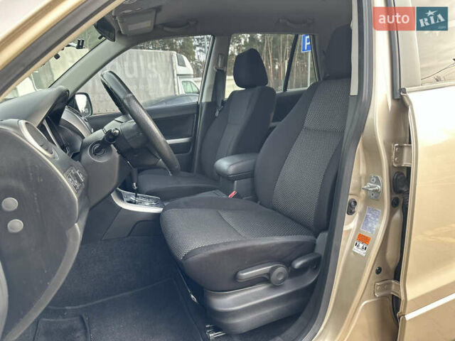 Бежевый Сузуки Гранд Витара, объемом двигателя 2 л и пробегом 242 тыс. км за 7500 $, фото 31 на Automoto.ua