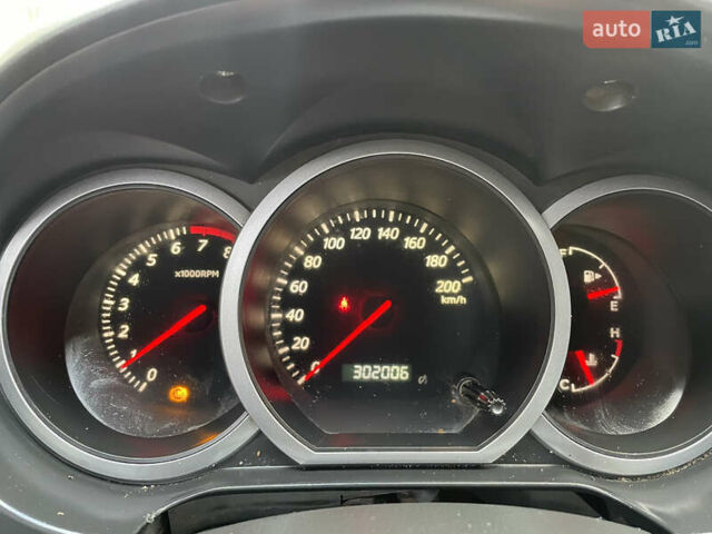 Бежевий Сузукі Гранд Вітара, об'ємом двигуна 2 л та пробігом 302 тис. км за 5300 $, фото 11 на Automoto.ua