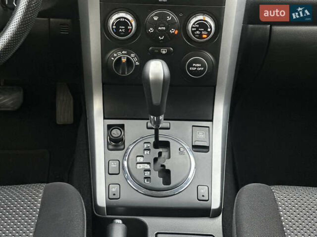 Бежевый Сузуки Гранд Витара, объемом двигателя 2 л и пробегом 242 тыс. км за 7500 $, фото 26 на Automoto.ua