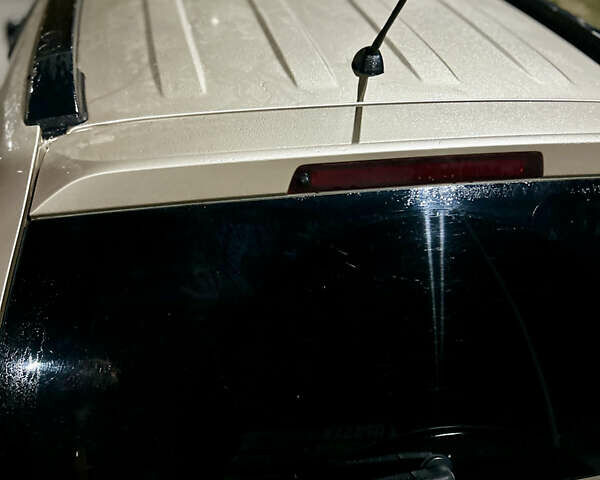 Бежевый Сузуки Гранд Витара, объемом двигателя 2 л и пробегом 236 тыс. км за 6500 $, фото 7 на Automoto.ua