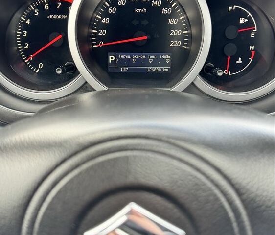 Бежевый Сузуки Гранд Витара, объемом двигателя 2.4 л и пробегом 126 тыс. км за 9900 $, фото 19 на Automoto.ua