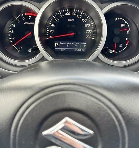 Бежевый Сузуки Гранд Витара, объемом двигателя 2.4 л и пробегом 126 тыс. км за 9900 $, фото 13 на Automoto.ua