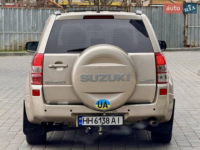 Бежевый Сузуки Гранд Витара, объемом двигателя 2.39 л и пробегом 230 тыс. км за 8999 $, фото 6 на Automoto.ua