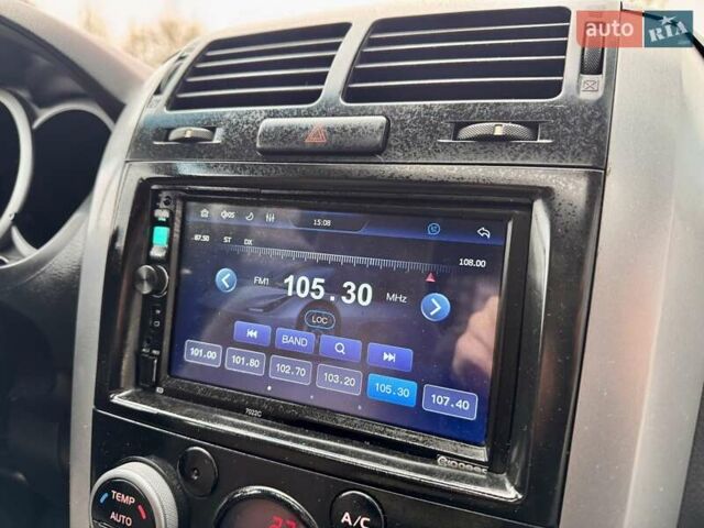 Бежевый Сузуки Гранд Витара, объемом двигателя 2.39 л и пробегом 230 тыс. км за 8999 $, фото 50 на Automoto.ua