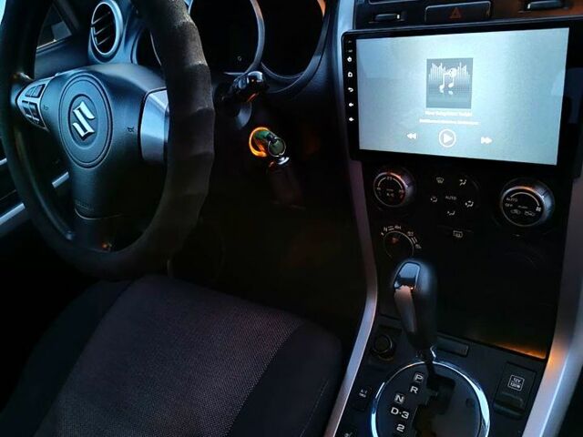 Бежевый Сузуки Гранд Витара, объемом двигателя 2 л и пробегом 216 тыс. км за 7800 $, фото 7 на Automoto.ua