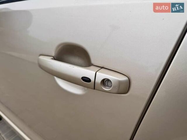 Бежевый Сузуки Гранд Витара, объемом двигателя 2.39 л и пробегом 230 тыс. км за 8999 $, фото 30 на Automoto.ua