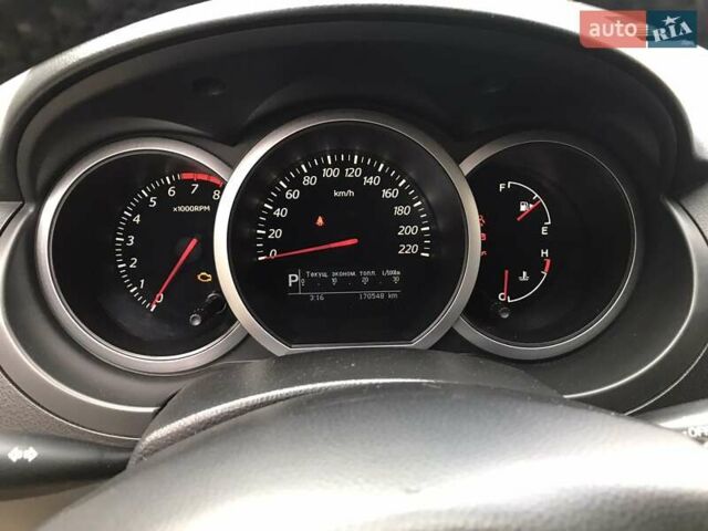Бежевый Сузуки Гранд Витара, объемом двигателя 2.39 л и пробегом 170 тыс. км за 7800 $, фото 11 на Automoto.ua