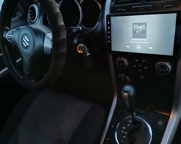 Бежевый Сузуки Гранд Витара, объемом двигателя 2 л и пробегом 216 тыс. км за 7800 $, фото 14 на Automoto.ua