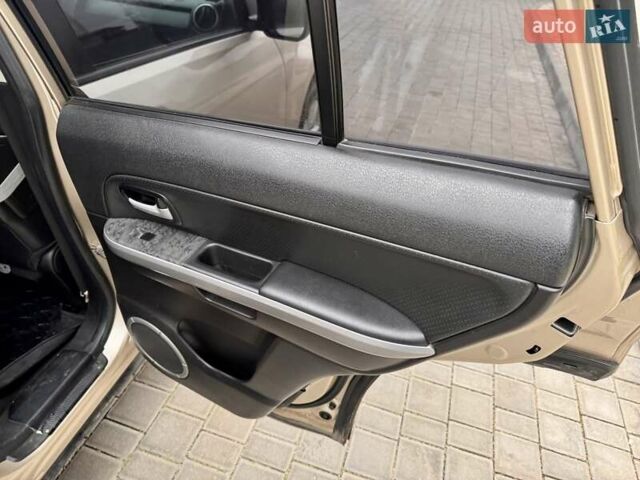 Бежевый Сузуки Гранд Витара, объемом двигателя 2.39 л и пробегом 230 тыс. км за 8999 $, фото 58 на Automoto.ua