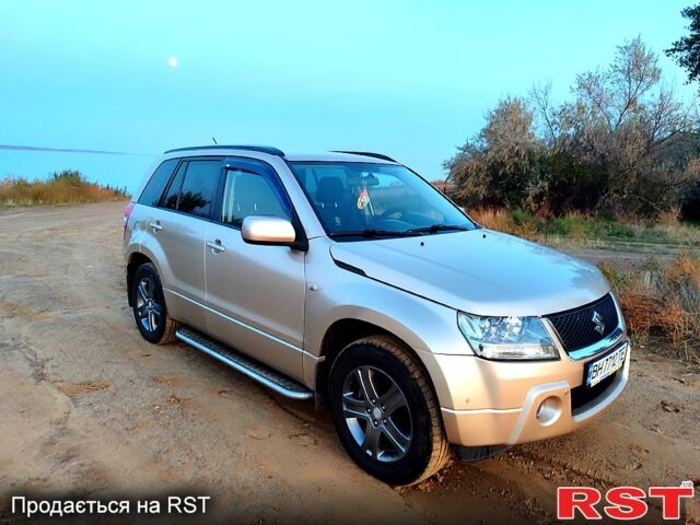 Бежевый Сузуки Гранд Витара, объемом двигателя 2 л и пробегом 216 тыс. км за 7800 $, фото 3 на Automoto.ua