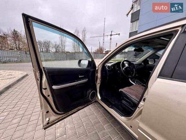 Бежевый Сузуки Гранд Витара, объемом двигателя 2.39 л и пробегом 230 тыс. км за 8999 $, фото 34 на Automoto.ua