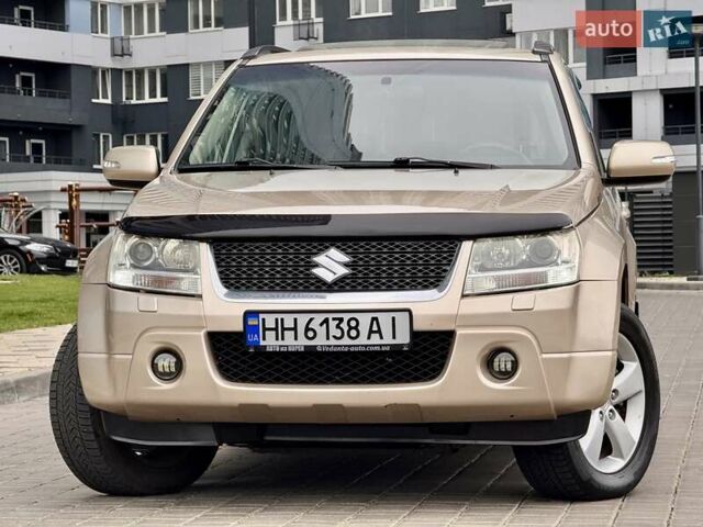 Бежевый Сузуки Гранд Витара, объемом двигателя 2.39 л и пробегом 230 тыс. км за 8999 $, фото 9 на Automoto.ua