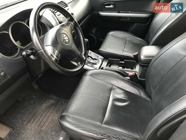 Бежевый Сузуки Гранд Витара, объемом двигателя 2.39 л и пробегом 170 тыс. км за 7800 $, фото 8 на Automoto.ua