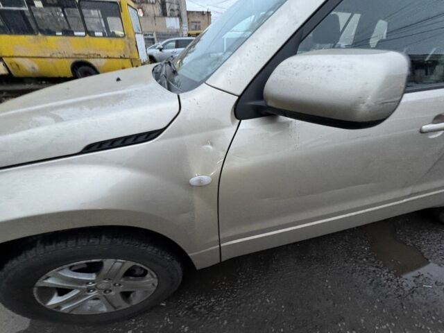 Бежевый Сузуки Гранд Витара, объемом двигателя 0 л и пробегом 63 тыс. км за 11999 $, фото 4 на Automoto.ua