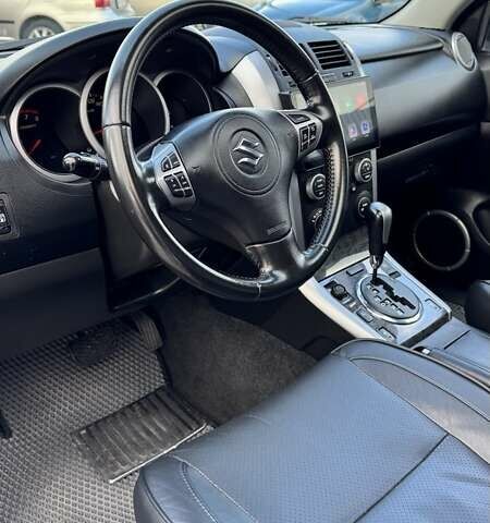 Бежевый Сузуки Гранд Витара, объемом двигателя 2.4 л и пробегом 126 тыс. км за 9900 $, фото 9 на Automoto.ua