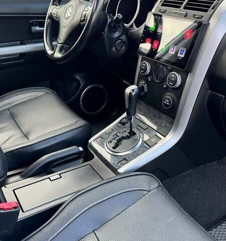 Бежевый Сузуки Гранд Витара, объемом двигателя 2.4 л и пробегом 126 тыс. км за 9900 $, фото 14 на Automoto.ua