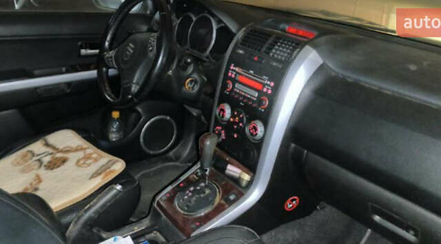 Бежевый Сузуки Гранд Витара, объемом двигателя 2 л и пробегом 59 тыс. км за 10990 $, фото 9 на Automoto.ua